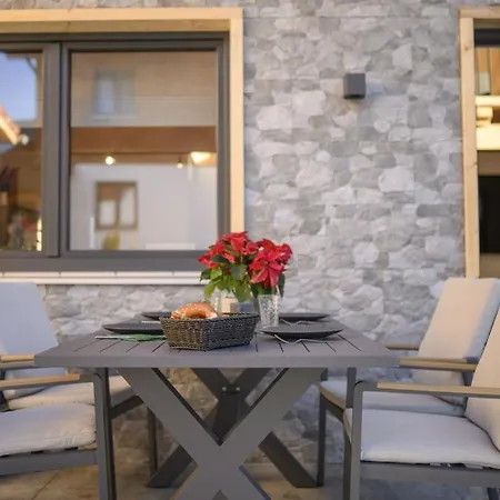Wetzstoa In Mit Sauna Und Whirlpool Chalet *