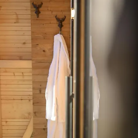 Wetzstoa In Mit Sauna Und Whirlpool Chalet
